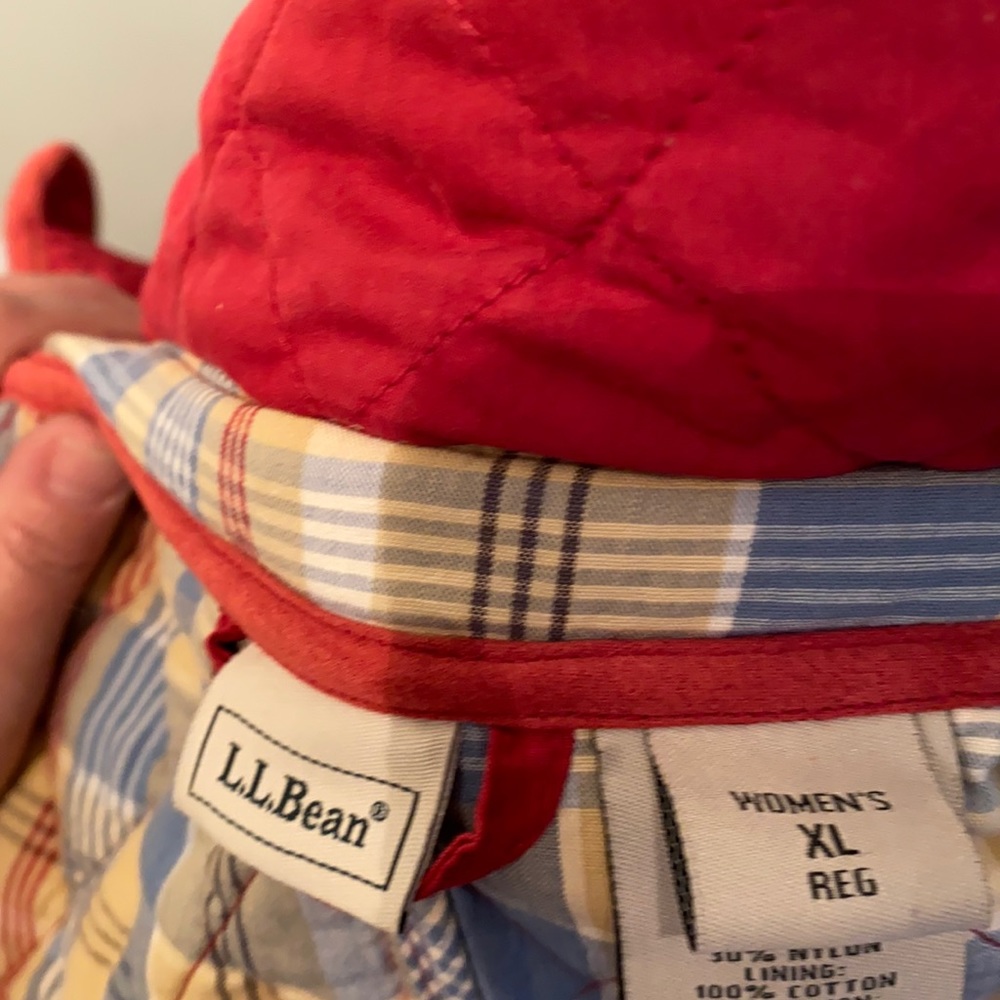 Red quilt jacket
